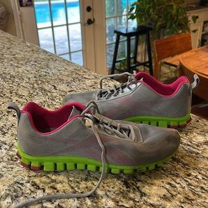 Reebok Real Flex gray/ green/ pink size 10 soft shoes. See photos for details.